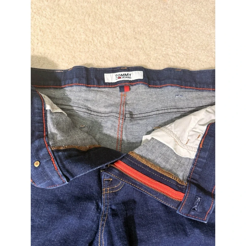 Tommy Hilfiger W38/L32 Men's Straight Leg Jeans - Dark Wash